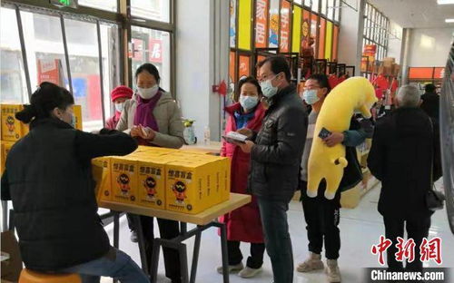 浙江金華“百村千廠”工程讓新疆群眾在家門口端穩(wěn)就業(yè)“飯碗”，特色玩具銷售開辟增收新路